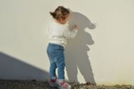 Home remedies for cough in a toddler (Image via Unsplash/Susana Coutinho)